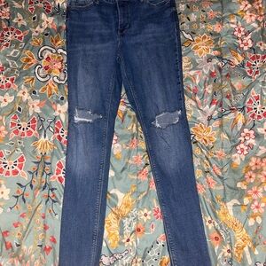 Old Navy Women's Distressed Blue Skinny Jeans